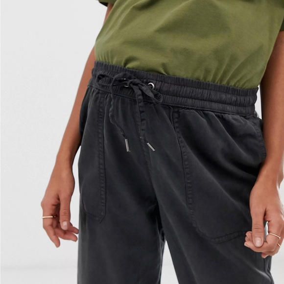 NWT ASOS Maternity jogger in washed black - Picture 3 of 4